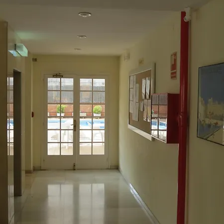 Estudio Un Solo Ambiente Centrico Muy Cerca De La Playa Con Piscina Y Terraza 또사데마르